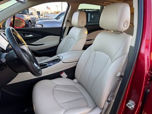 Used 2018 Buick Envision Essence image 14