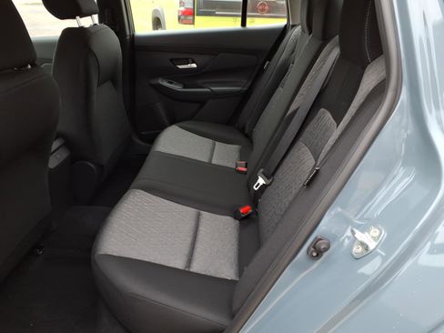 New 2026 Nissan Sentra SV w/ SV Convenience Package FWD image 6
