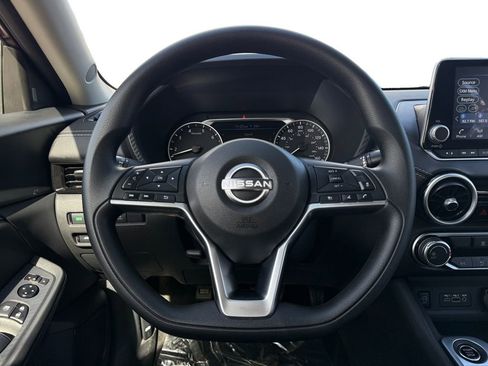 Certified 2025 Nissan Sentra SV image 12