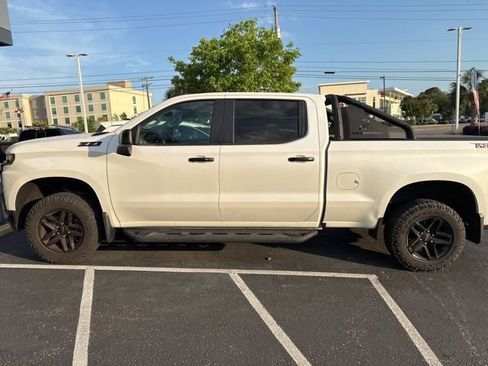 Used 2021 Chevrolet Silverado 1500 LT Trail Boss w/ Convenience Package II image 7