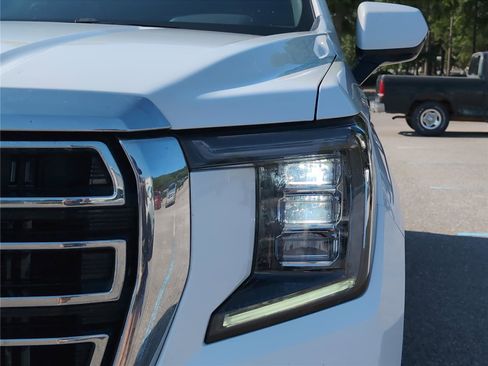 Used 2024 GMC Yukon XL SLT image 32