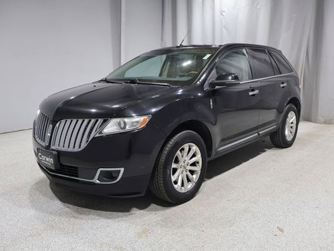Used 2013 Lincoln MKX FWD image 5