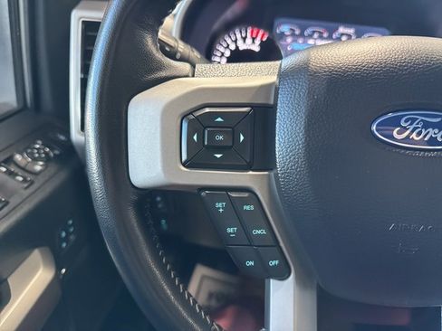 Used 2022 Ford F250 Lariat w/ Tremor Off-Road Package image 39