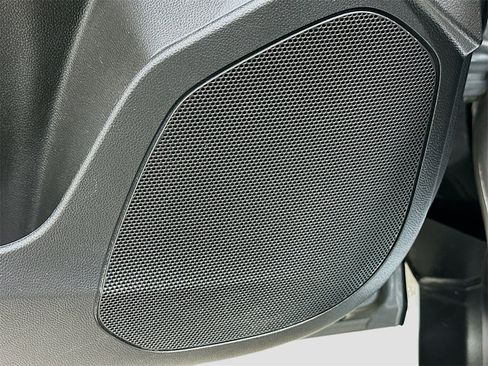 Used 2025 Chevrolet Trax ACTIV w/ Driver Confidence Package image 18