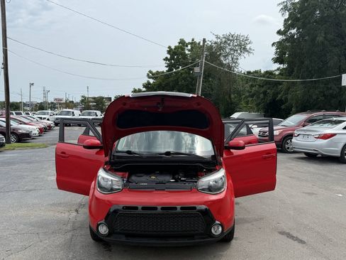 Used 2016 Kia Soul + FWD image 21