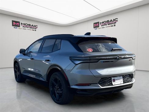 New 2026 Chevrolet Equinox EV RS image 5