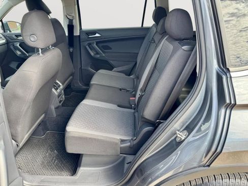 Used 2018 Volkswagen Tiguan S FWD image 22