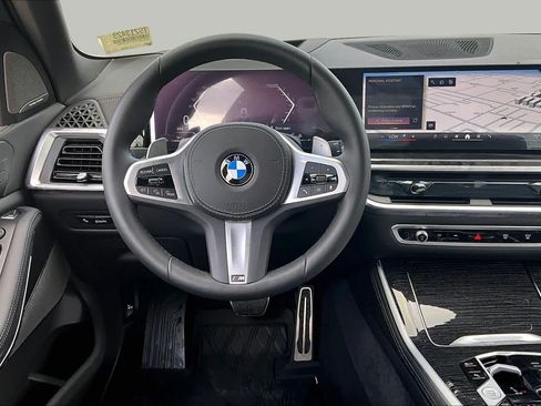 Used 2026 BMW X5 xDrive40i w/ M Sport Package AWD/4WD image 5