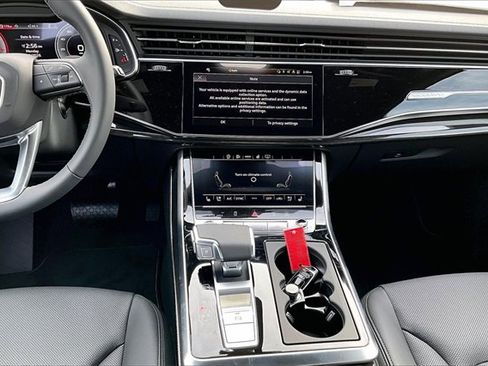 New 2026 Audi Q7 3.0T Premium Plus image 7