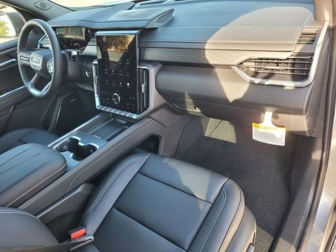 New 2026 GMC Acadia Elevation w/ Black Edition FWD image 18