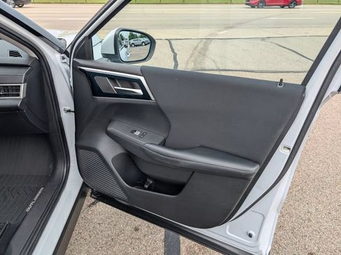 Used 2022 Mitsubishi Outlander ES FWD image 4