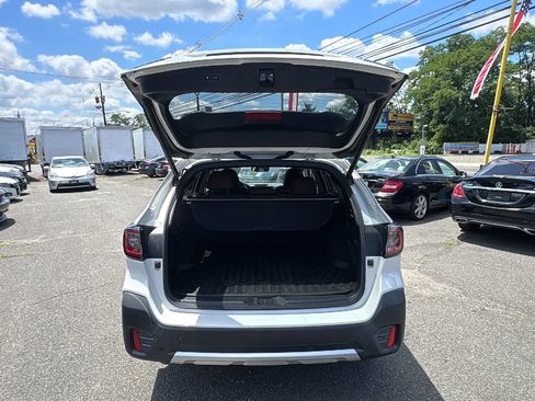 Used 2020 Subaru Outback Touring XT AWD/4WD image 18