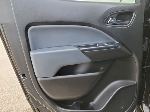 Used 2021 Chevrolet Colorado Z71 image 10