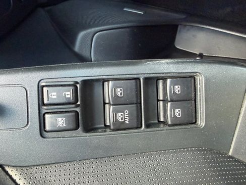 Used 2015 Subaru Forester 2.0XT Touring w/ Eyesight & Navigation System AWD/4WD image 37