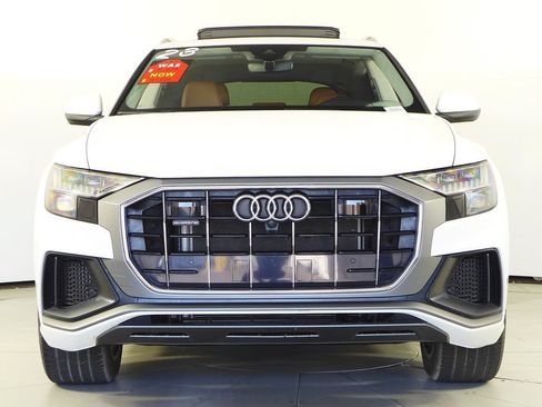 Used 2023 Audi Q8 Premium Plus w/ Premium Plus Package AWD/4WD image 3