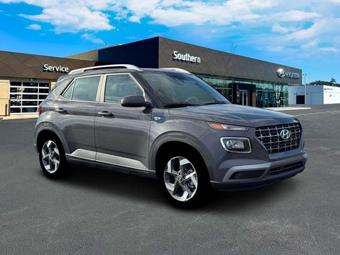 New 2026 Hyundai Venue SEL image 11