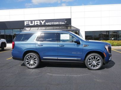 New 2025 GMC Yukon Denali w/ Sun & Power Step Package