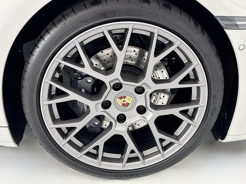 Certified 2026 Porsche 911 Carrera RWD image 30