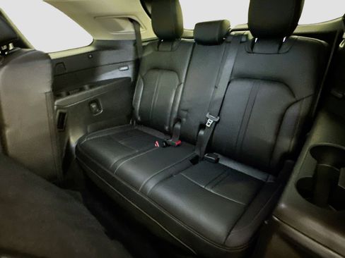 Used 2024 MAZDA CX-90 3.3 Turbo w/ Preferred Package image 30