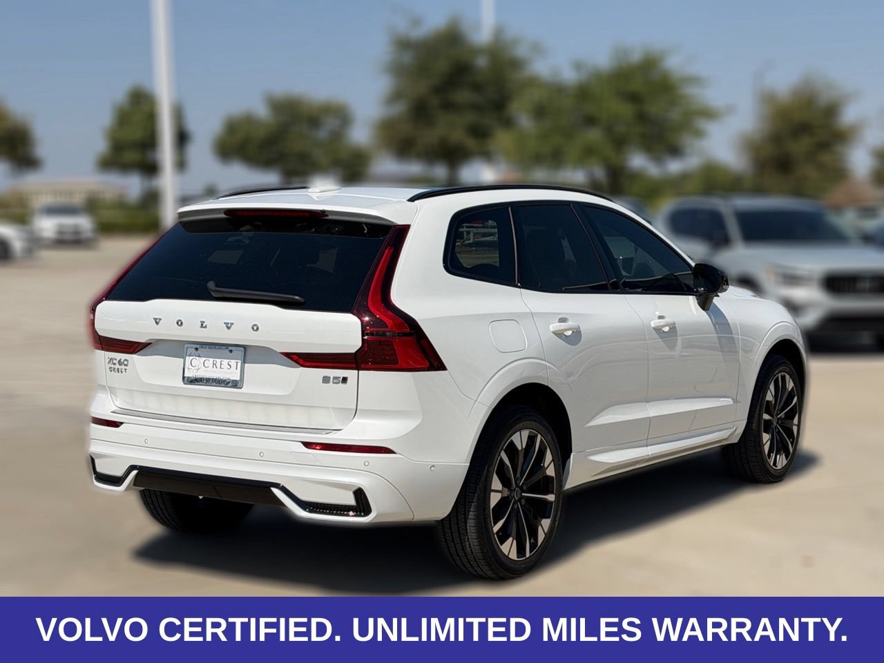 Certified 2026 Volvo XC60 B5 Plus AWD/4WD image 8