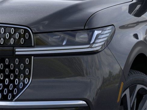 New 2026 Lincoln Navigator L Reserve image 18