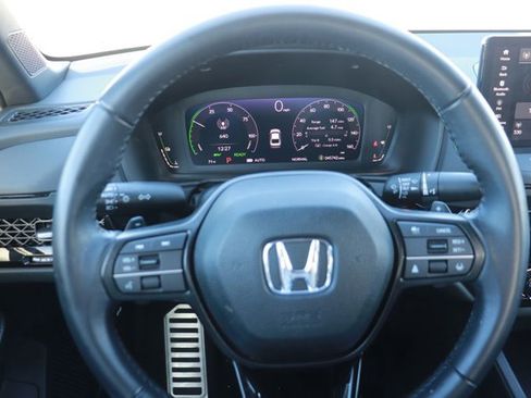 Used 2024 Honda Accord Sport image 17