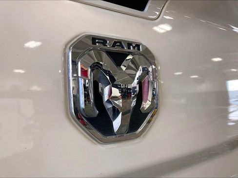 Used 2021 RAM 2500 Laramie w/ Snow Chief Group AWD/4WD image 40