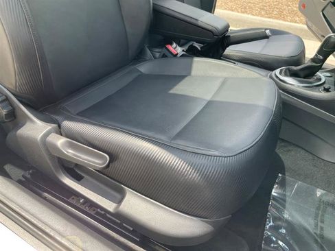 Used 2013 Volkswagen Beetle TDI FWD image 61