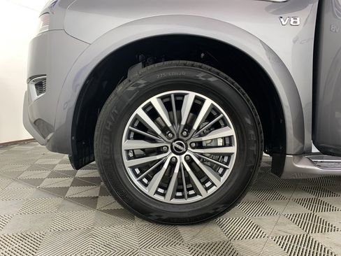Used 2021 Nissan Armada SL w/ Captain's Chairs Package image 12
