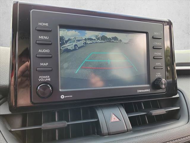 Used 2020 Toyota RAV4 XLE FWD image 18