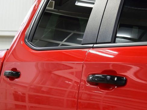 Used 2024 Chevrolet Silverado 1500 ZR2 w/ Technology Package AWD/4WD image 22