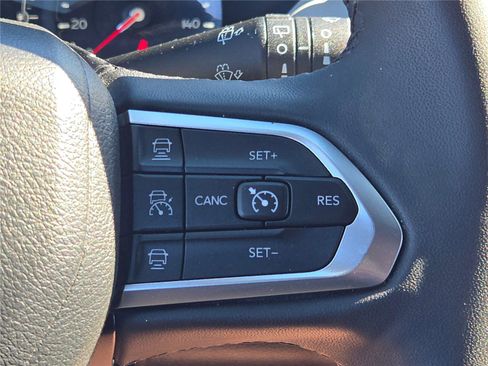 Certified 2024 Jeep Compass Limited AWD/4WD image 34