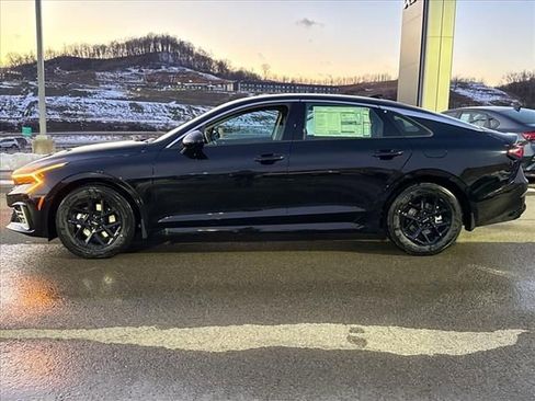 Used 2025 Kia K5 LXS image 4