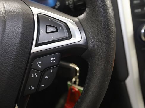 Used 2015 Ford Fusion SE w/ Equipment Group 201A image 30