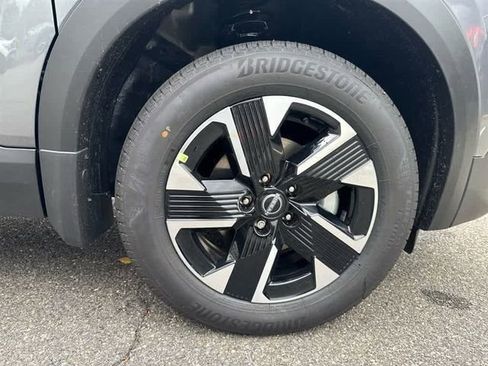 New 2026 Nissan Kicks SV w/ SV Premium Package AWD/4WD image 28