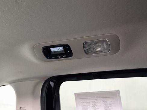 Used 2025 Honda Odyssey EX-L image 28