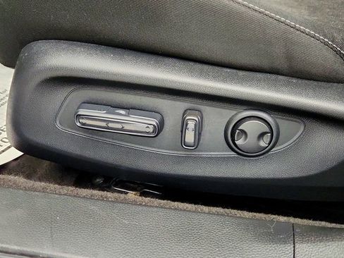 Used 2025 Honda Accord SE image 12