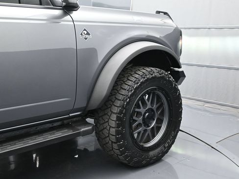 Used 2023 Ford Bronco Outer Banks AWD/4WD image 46