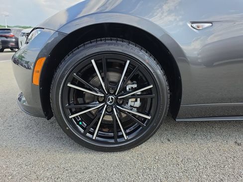 New 2026 MAZDA MX-5 Miata RF Grand Touring w/ Weather Package RWD image 17