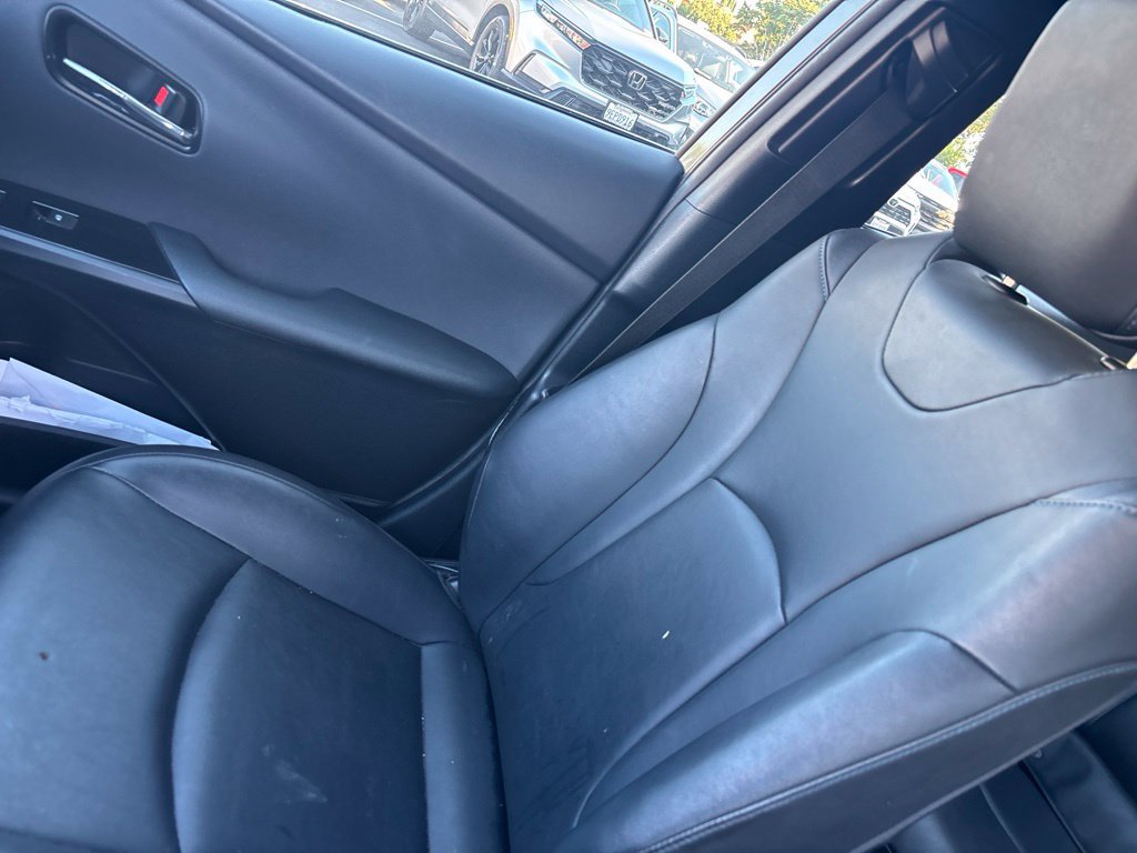Used 2016 Toyota Prius Three Touring FWD image 16