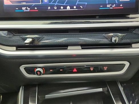 Used 2024 BMW X5 sDrive40i w/ M Sport Package image 53