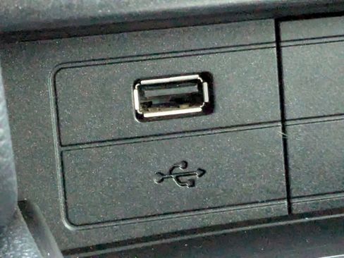 Used 2018 Ford Mustang Shelby GT350 w/ Convenience Package image 25