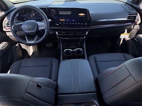 New 2026 Chevrolet Traverse Z71 w/ Driver Confidence Package image 11