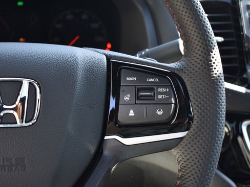 New 2026 Honda Ridgeline Black Edition image 17