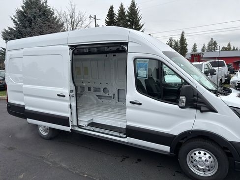 New 2026 Ford Transit 350 148 High Roof Extended AWD image 10