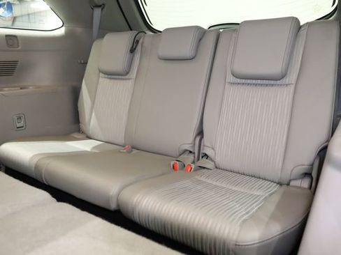 Used 2014 Toyota Highlander Plus image 31