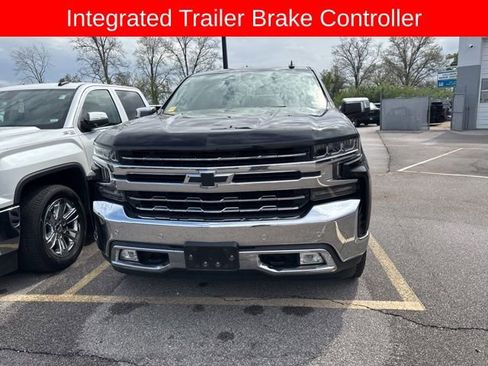 Used 2022 Chevrolet Silverado 1500 LTZ image 3
