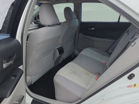 Used 2014 Toyota Camry LE FWD image 12
