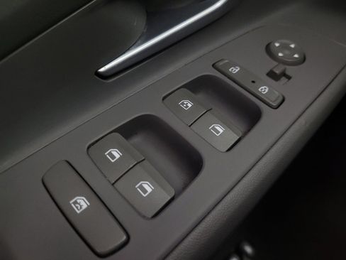 Used 2021 Hyundai Elantra SEL w/ Convenience + Premium Package FWD image 27