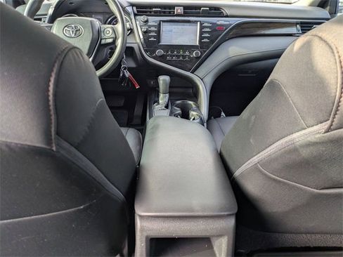 Used 2019 Toyota Camry LE image 25
